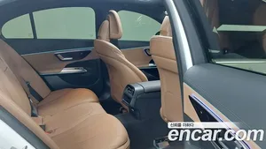 Mercedes-Benz E-Class, 2025 — миниатюра 10