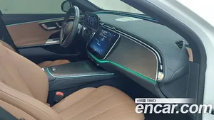 Mercedes-Benz E-Class, 2025 — миниатюра 13