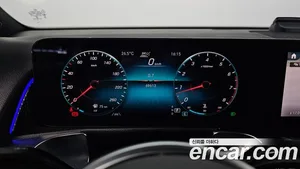 Mercedes-Benz GLB-Class, 2021 — миниатюра 11