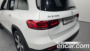 Mercedes-Benz GLB-Class, 2021 — миниатюра 9