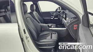 Mercedes-Benz GLB-Class, 2021 — миниатюра 16