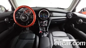 Mini Cooper, 2020 — миниатюра 10