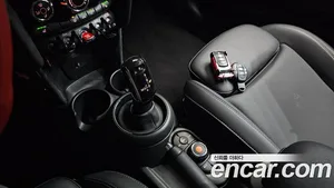 Mini Cooper, 2020 — миниатюра 12