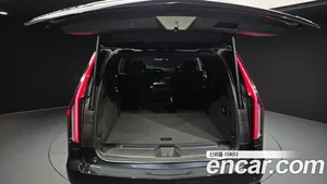 Cadillac Escalade, 2022 — миниатюра 20