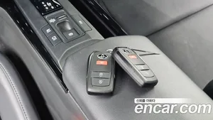 Toyota Prius, 2025 — миниатюра 18