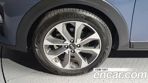 Kia Stonic, 2017 — миниатюра 5