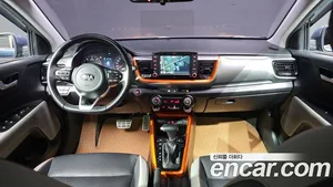Kia Stonic, 2017 — миниатюра 10