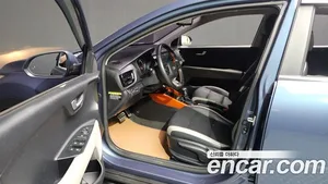 Kia Stonic, 2017 — миниатюра 13