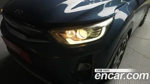 Kia Stonic, 2017 — миниатюра 8