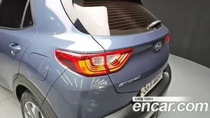 Kia Stonic, 2017 — миниатюра 9