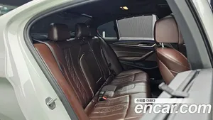 BMW 5-Series, 2017 — миниатюра 17