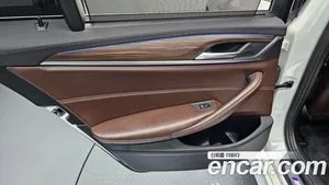 BMW 5-Series, 2017 — миниатюра 15