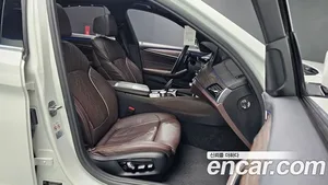 BMW 5-Series, 2017 — миниатюра 16