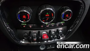 Mini Clubman, 2023 — миниатюра 29