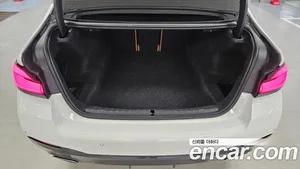 BMW 5-Series, 2022 — миниатюра 20