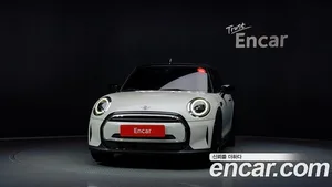Mini Cooper Convertible, 2024 — миниатюра 3