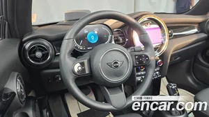Mini Cooper Convertible, 2024 — миниатюра 13