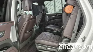Cadillac Escalade, 2023 — миниатюра 10