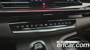 Cadillac Escalade, 2023 — миниатюра 16