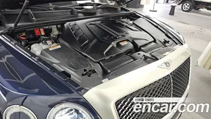 Bentley Bentayga, 2019 — миниатюра 6