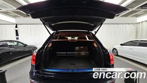 Bentley Bentayga, 2019 — миниатюра 26