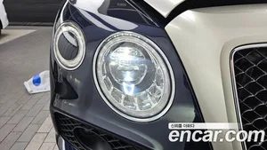 Bentley Bentayga, 2019 — миниатюра 8