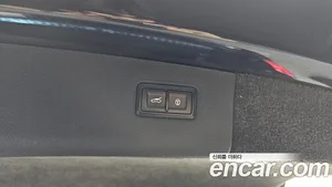 Bentley Bentayga, 2019 — миниатюра 29