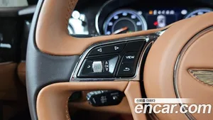Bentley Bentayga, 2019 — миниатюра 34