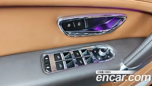 Bentley Bentayga, 2019 — миниатюра 37