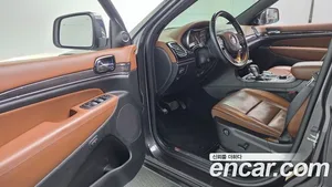 Jeep Cherokee, 2021 — миниатюра 13