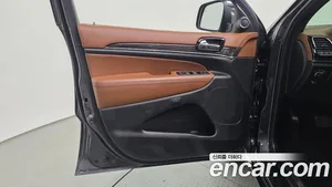 Jeep Cherokee, 2021 — миниатюра 14