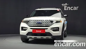 Ford Explorer, 2021 — миниатюра 3