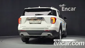 Ford Explorer, 2021 — миниатюра 4