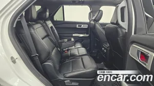 Ford Explorer, 2021 — миниатюра 17