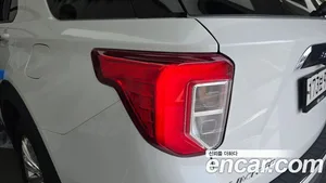 Ford Explorer, 2021 — миниатюра 9