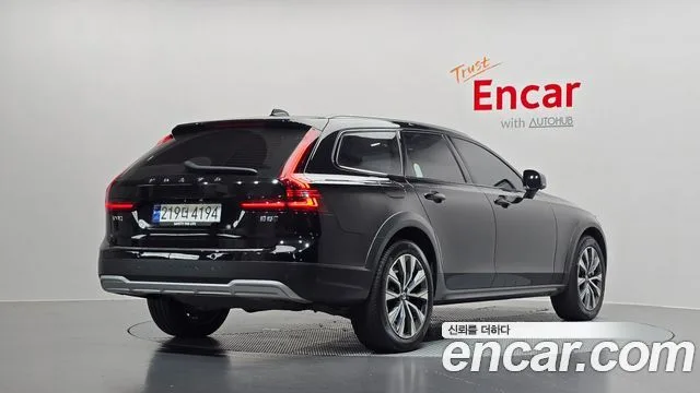 Volvo V90, 2023 — фото автомобиля из Кореи