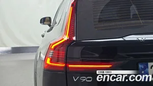 Volvo V90, 2023 — миниатюра 8