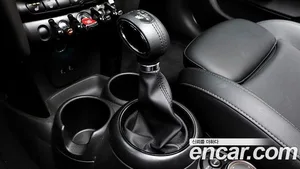Mini Cooper, 2018 — миниатюра 9