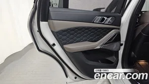 BMW X6M, 2025 — миниатюра 14