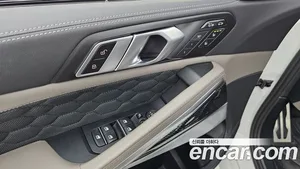 BMW X6M, 2025 — миниатюра 26