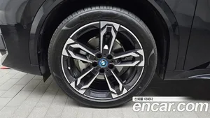 BMW iX2, 2024 — миниатюра 4