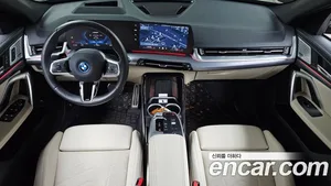 BMW iX2, 2024 — миниатюра 9