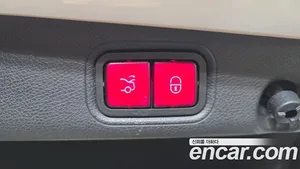 Mercedes-Benz E-Class, 2020 — миниатюра 23