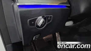 Mercedes-Benz E-Class, 2020 — миниатюра 24