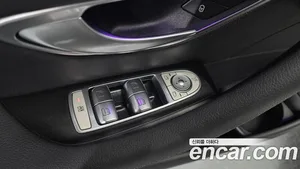 Mercedes-Benz E-Class, 2020 — миниатюра 26