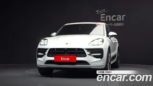 Porsche Macan, 2020 — миниатюра 2