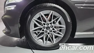 Genesis G80, 2025 — миниатюра 5