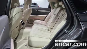 Genesis G80, 2025 — миниатюра 17