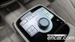 Genesis G80, 2025 — миниатюра 24