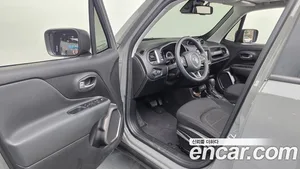 Jeep Renegade, 2022 — миниатюра 13